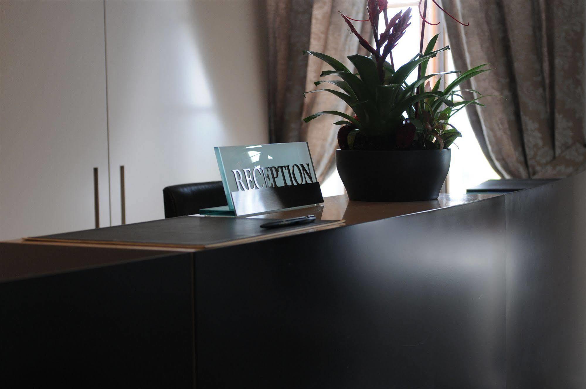 Hostellerie Le Petit Manoir Morges Kültér fotó